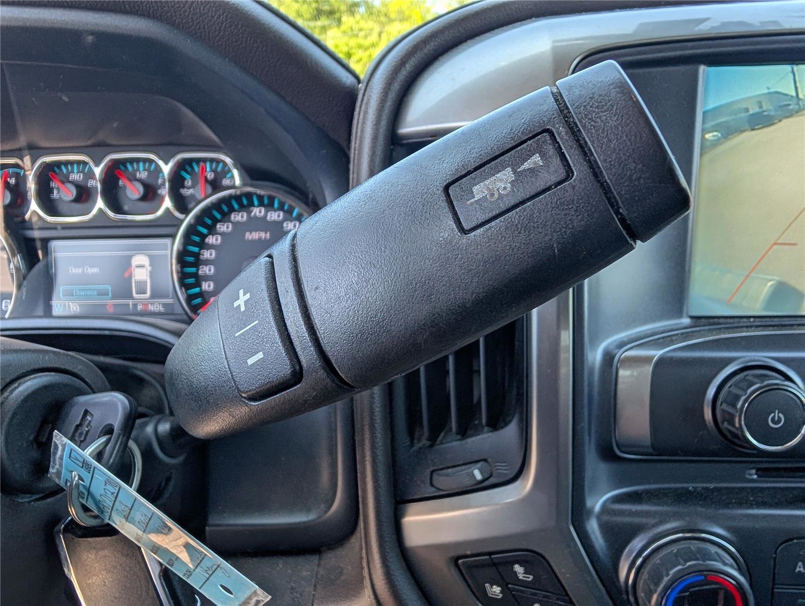 Used 2018 Chevrolet Silverado 1500 LTZ w/ Sport Package AWD/4WD image 17