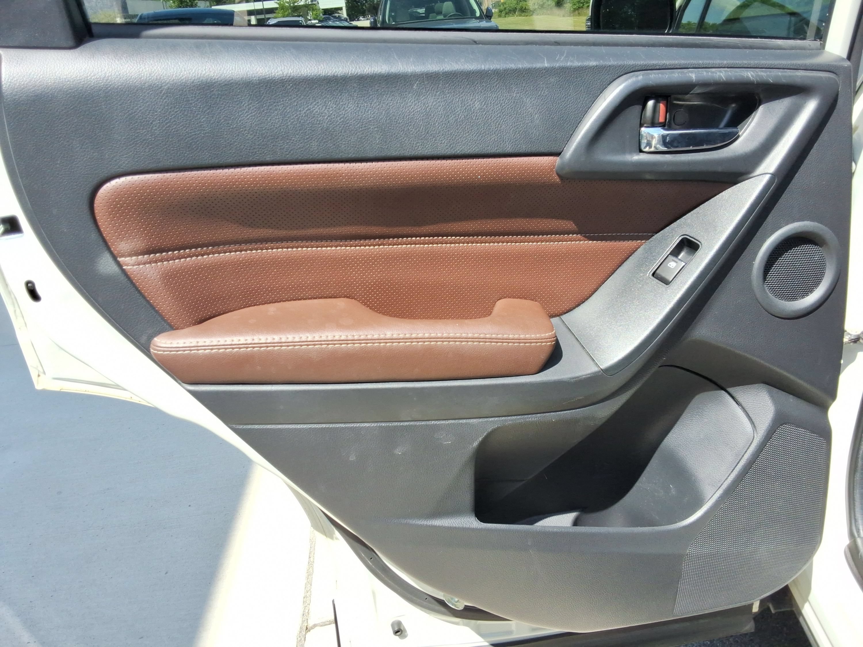 Used 2017 Subaru Forester 2.0XT Touring AWD/4WD image 23