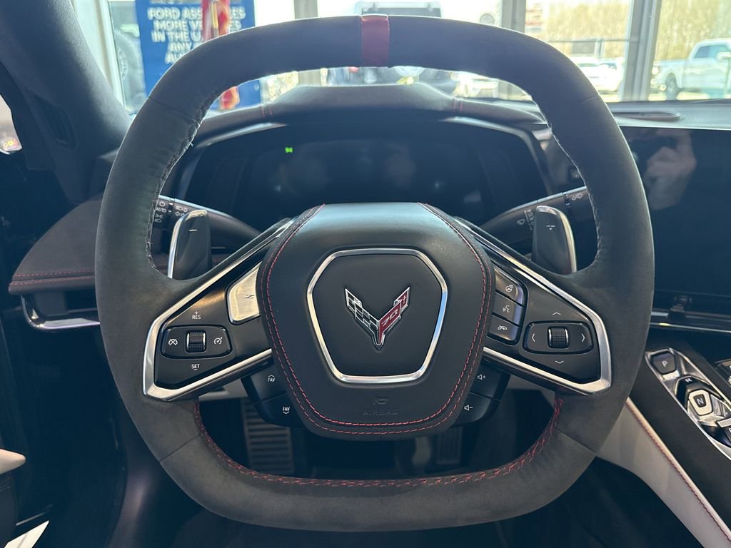 Used 2023 Chevrolet Corvette Stingray Premium Conv w/ Z51 Performance Package image 19