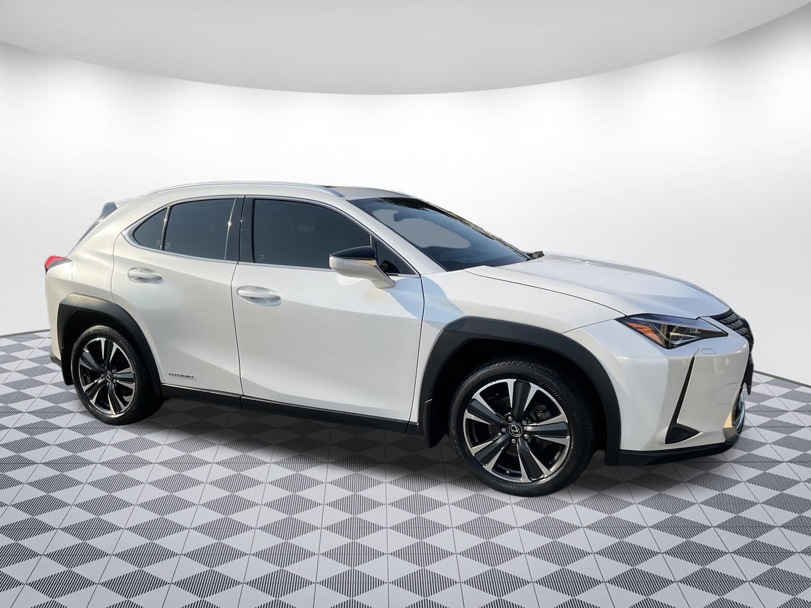 Used 2021 Lexus UX 250h w/ Premium Package AWD/4WD image 1