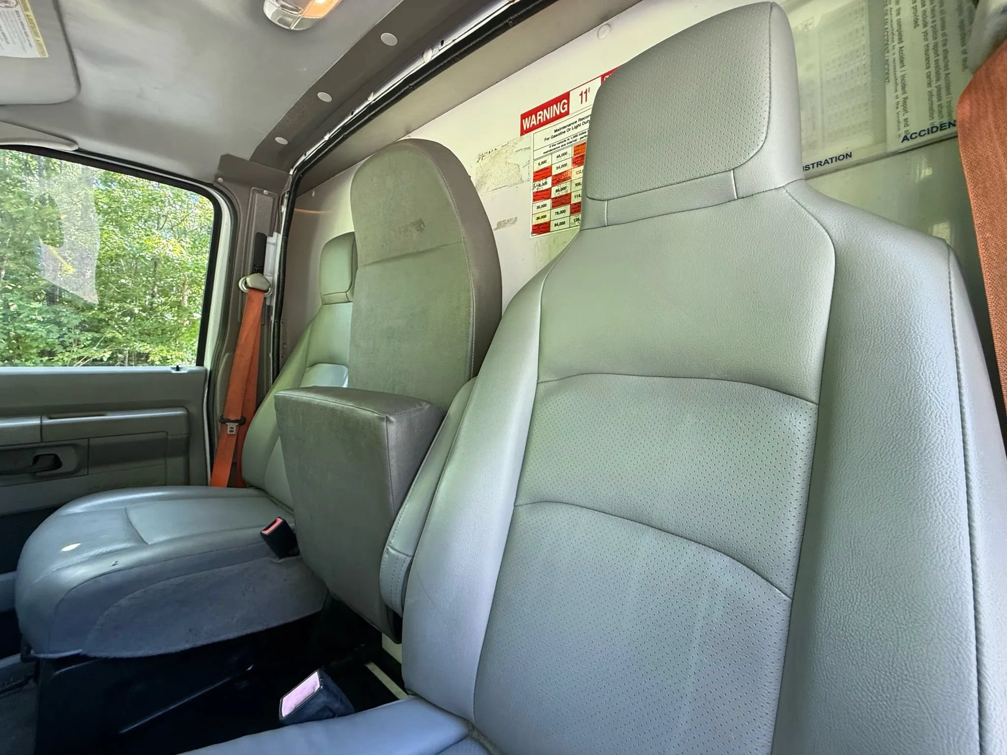 Used 2016 Ford E-350 and Econoline 350 Super Duty RWD image 16