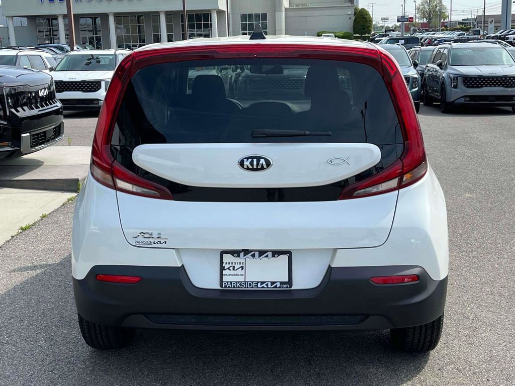 Used 2020 Kia Soul LX image 27