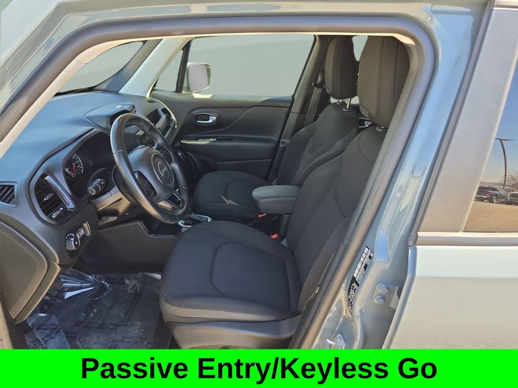 Used 2018 Jeep Renegade Altitude w/ UConnect 8.4 Nav Group image 10