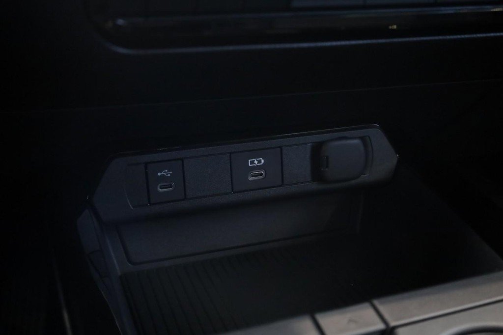 New 2026 Toyota Prius Plug-In Hybrid image 16