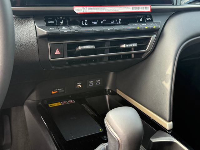 Used 2026 Toyota Camry XSE FWD image 22