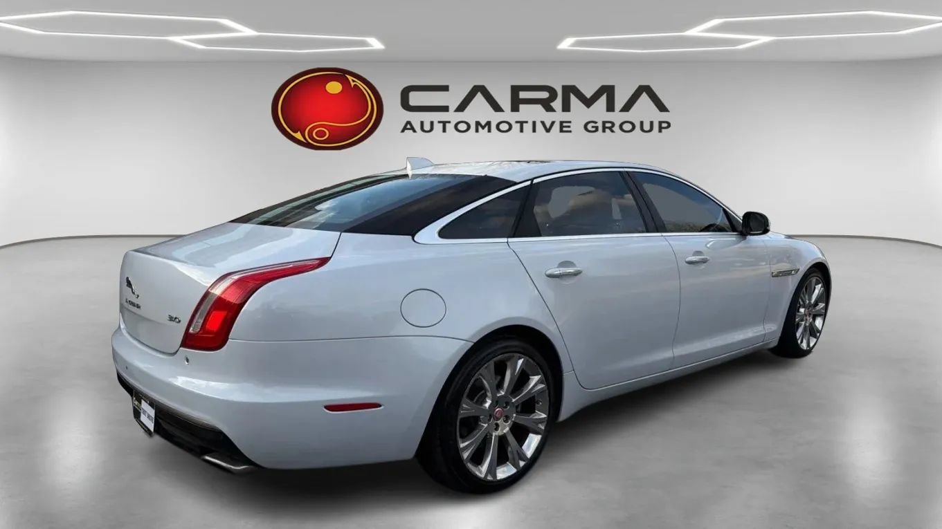 Used 2016 Jaguar XJ L Portfolio RWD image 5