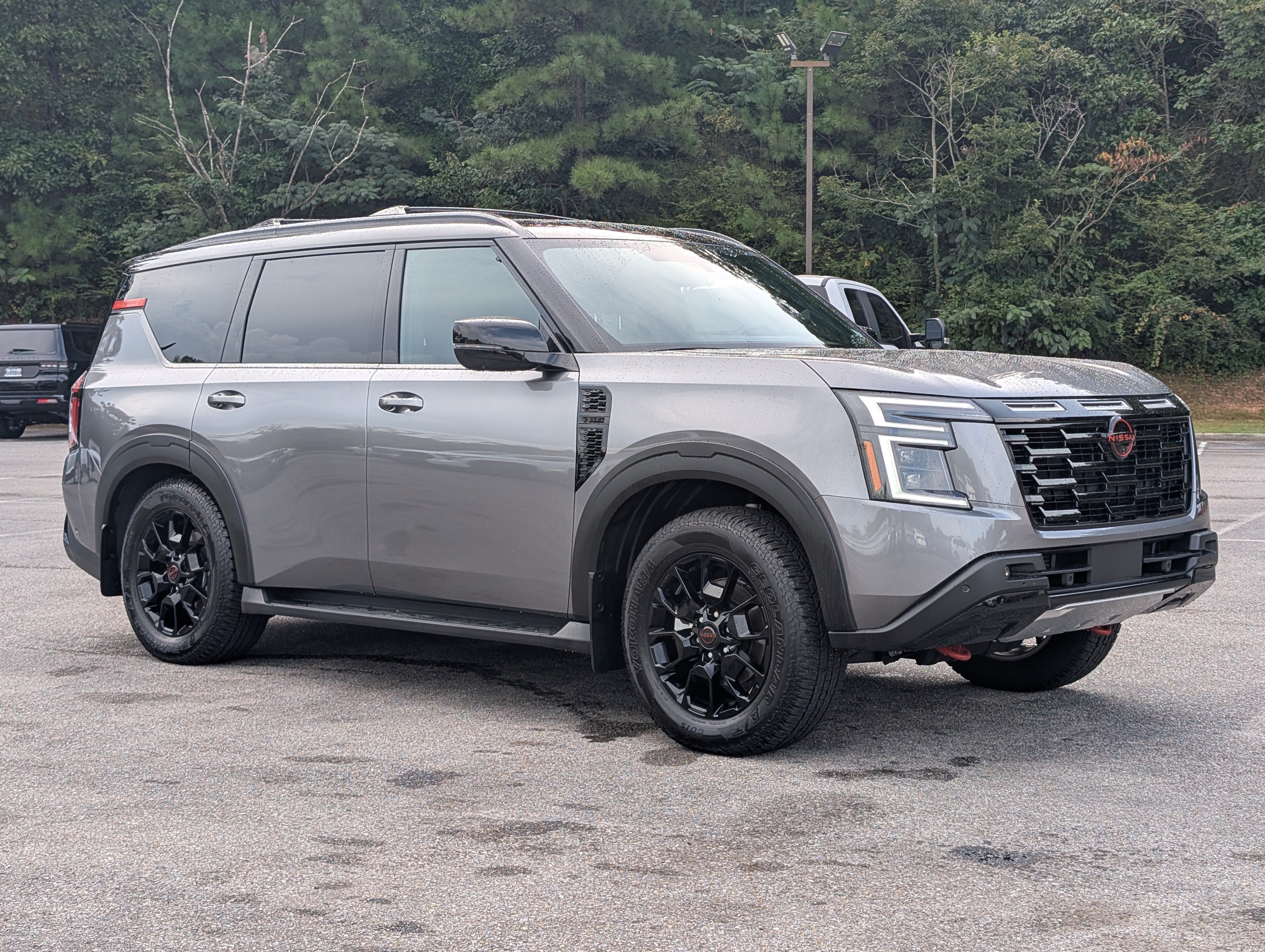 Used 2026 Nissan Armada PRO-4X AWD/4WD image 11