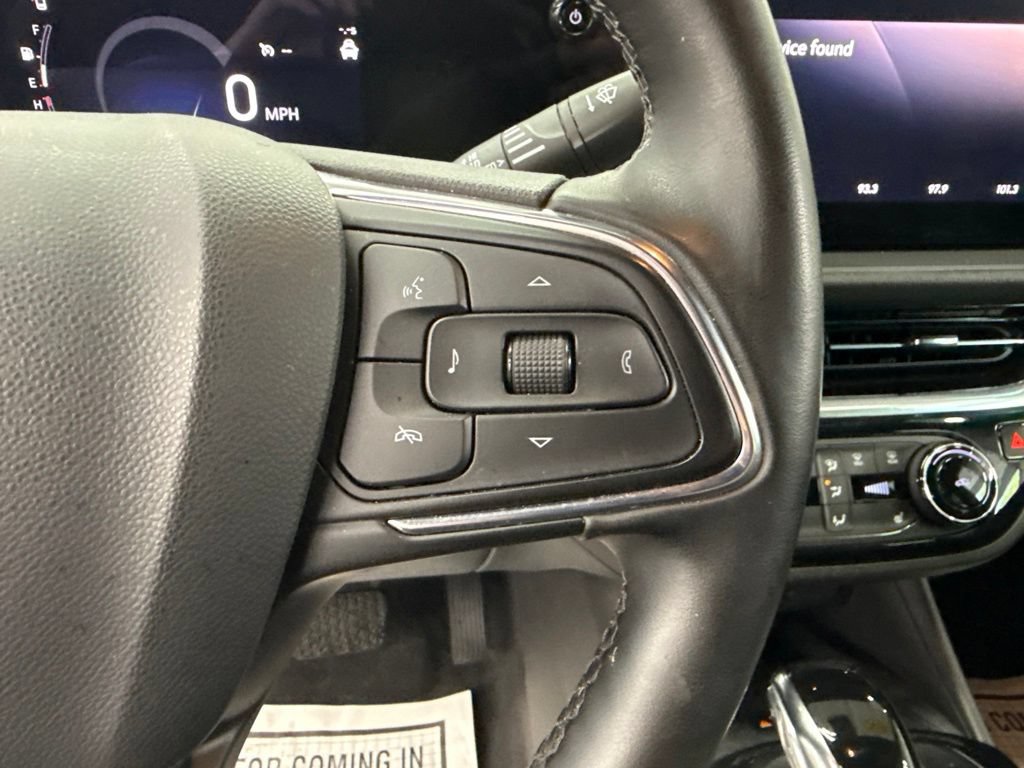 Used 2024 Buick Envista Sport Touring w/ Convenience I Package FWD image 27