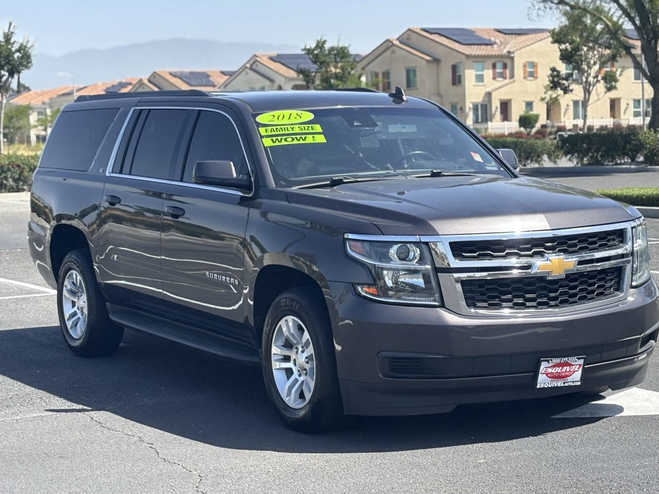 Used 2018 Chevrolet Suburban LT AWD/4WD image 1