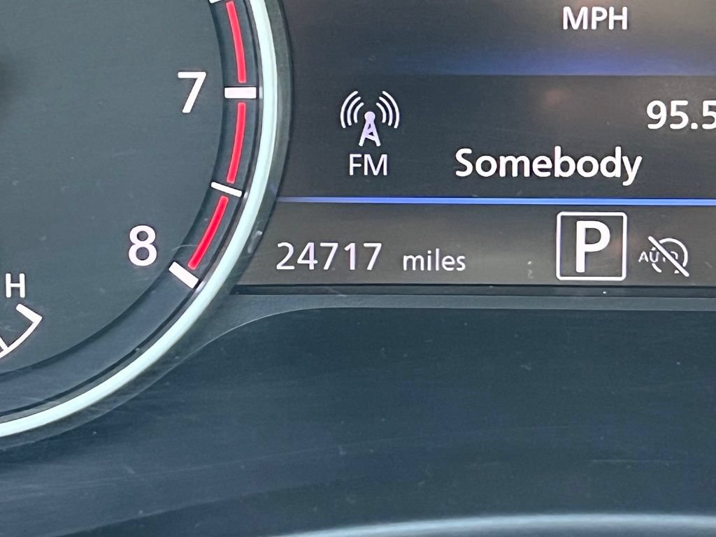 Used 2025 Nissan Sentra SV FWD image 16