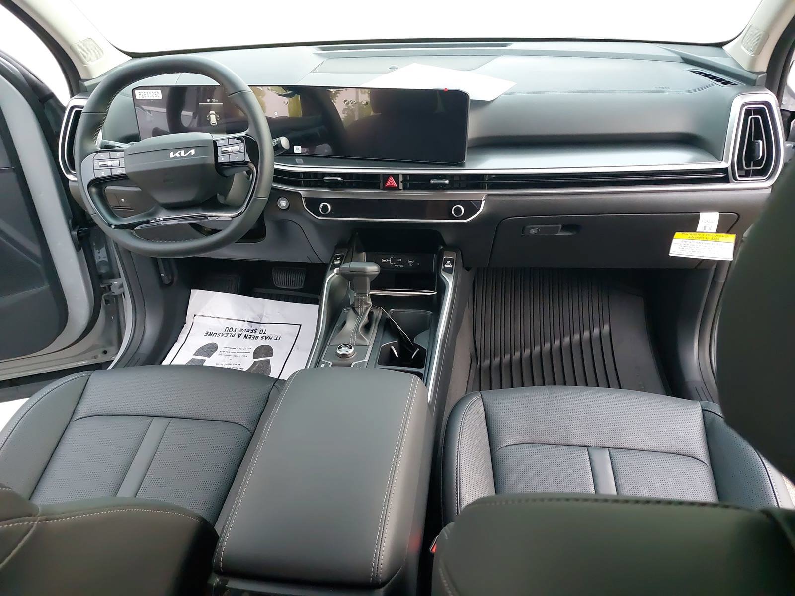 New 2026 Kia Sorento S w/ S Panoramic Sunroof Package FWD image 9