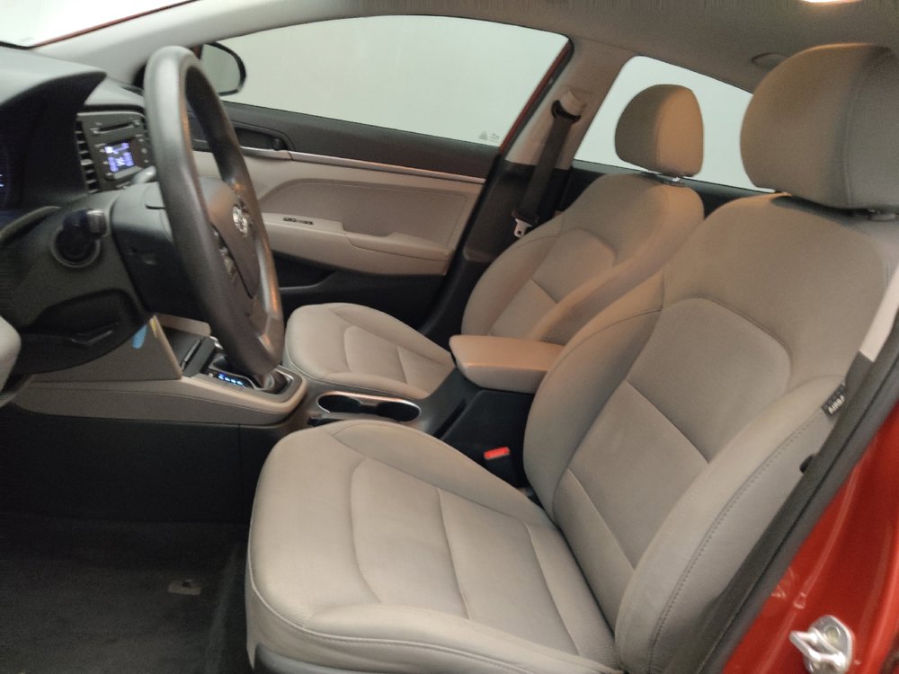 Used 2017 Hyundai Elantra SE w/ Cargo Package FWD image 17