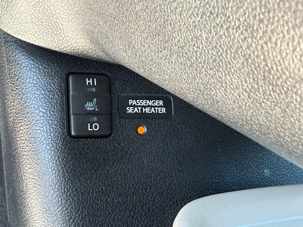 Used 2017 Toyota Prius Prime Premium w/ Carpet Mat Package FWD image 27