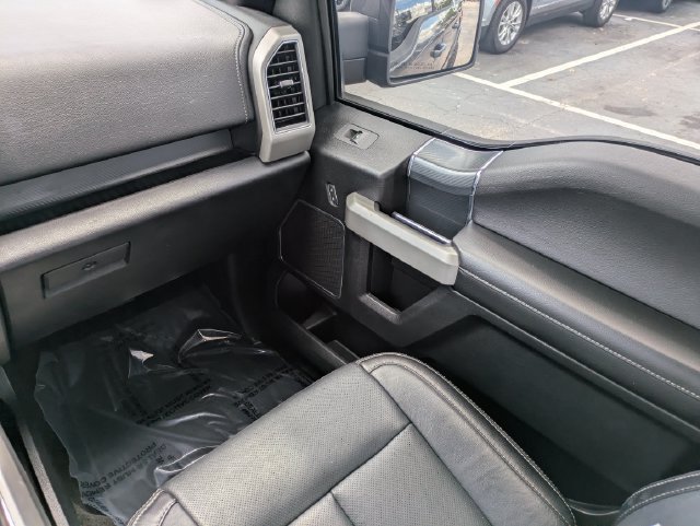 Used 2018 Ford F150 Lariat w/ Equipment Group 502A Luxury AWD/4WD image 14