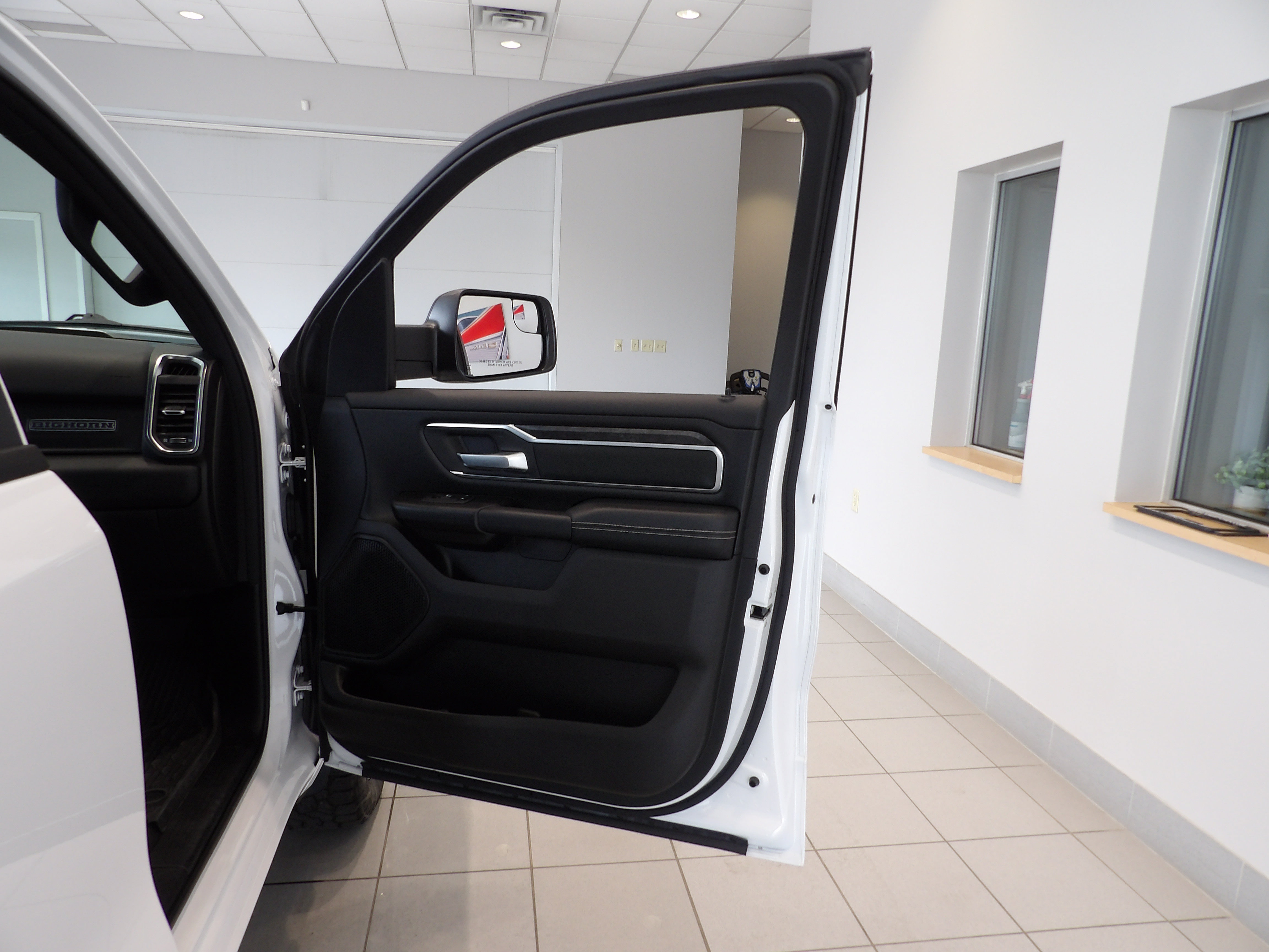 Used 2024 RAM 1500 Big Horn AWD/4WD image 21