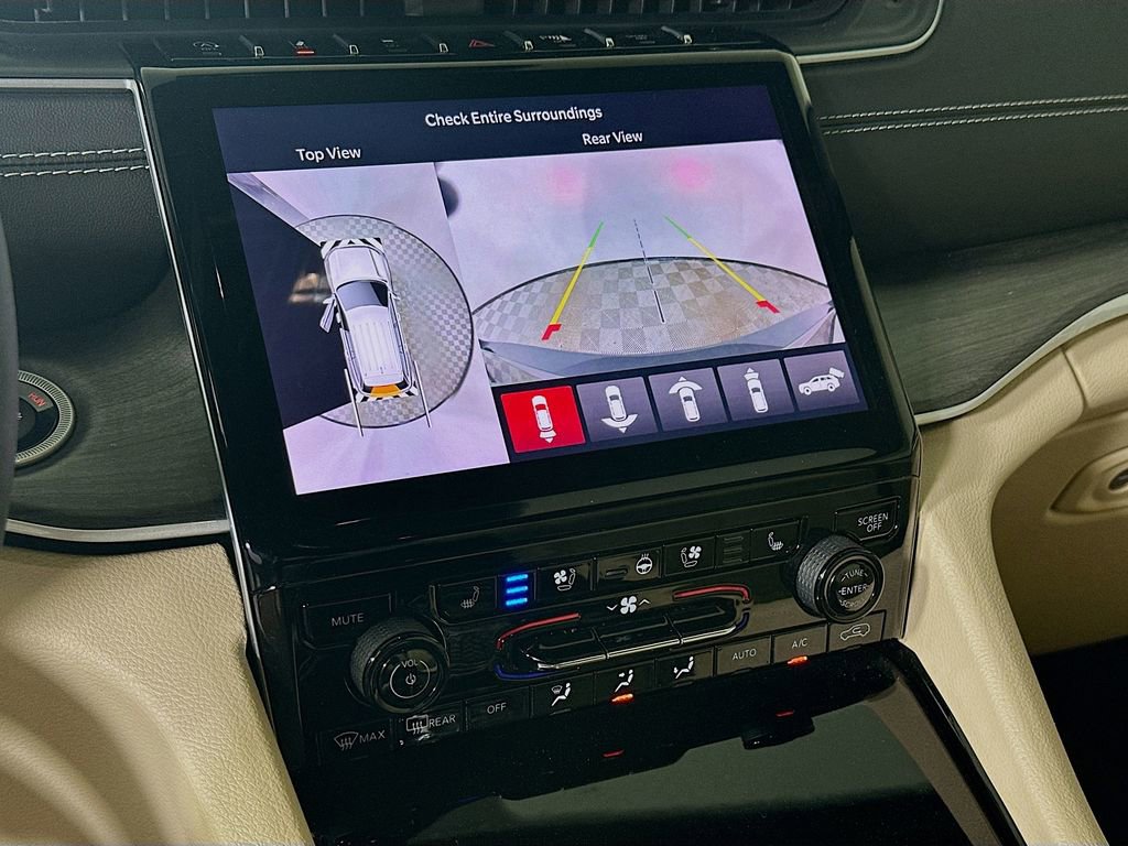 Used 2023 Jeep Grand Cherokee L Limited w/ Luxury Tech Group II image 23