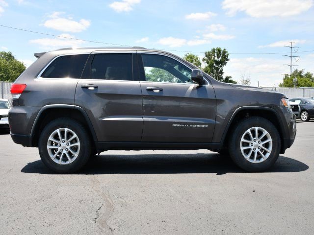 Used 2016 Jeep Grand Cherokee Laredo w/ Quick Order Package 23E AWD/4WD image 8