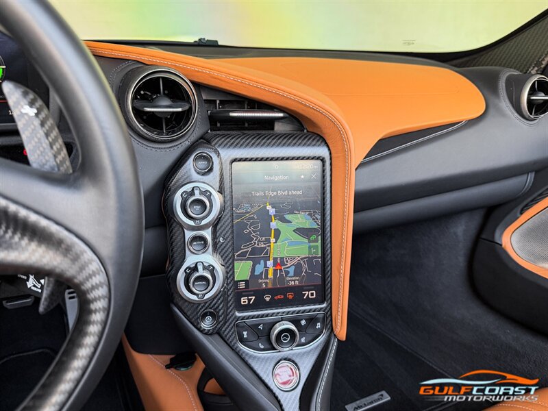 Used 2022 McLaren 720S Spider RWD image 18