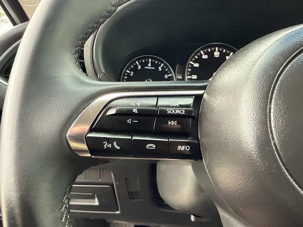 Certified 2025 MAZDA MAZDA3 s FWD image 36