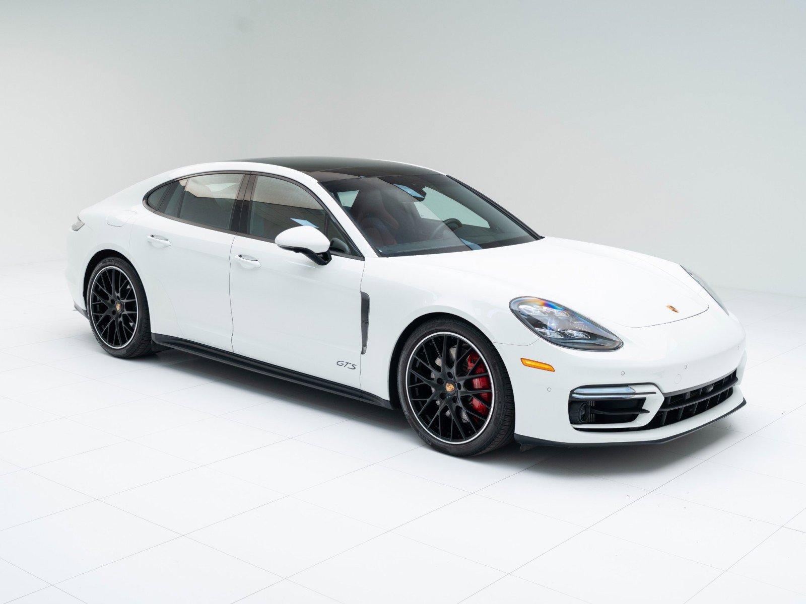 Certified 2023 Porsche Panamera GTS image 7