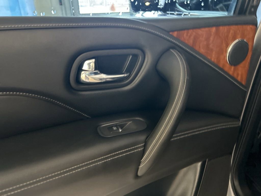 Used 2019 INFINITI QX80 Luxe image 14