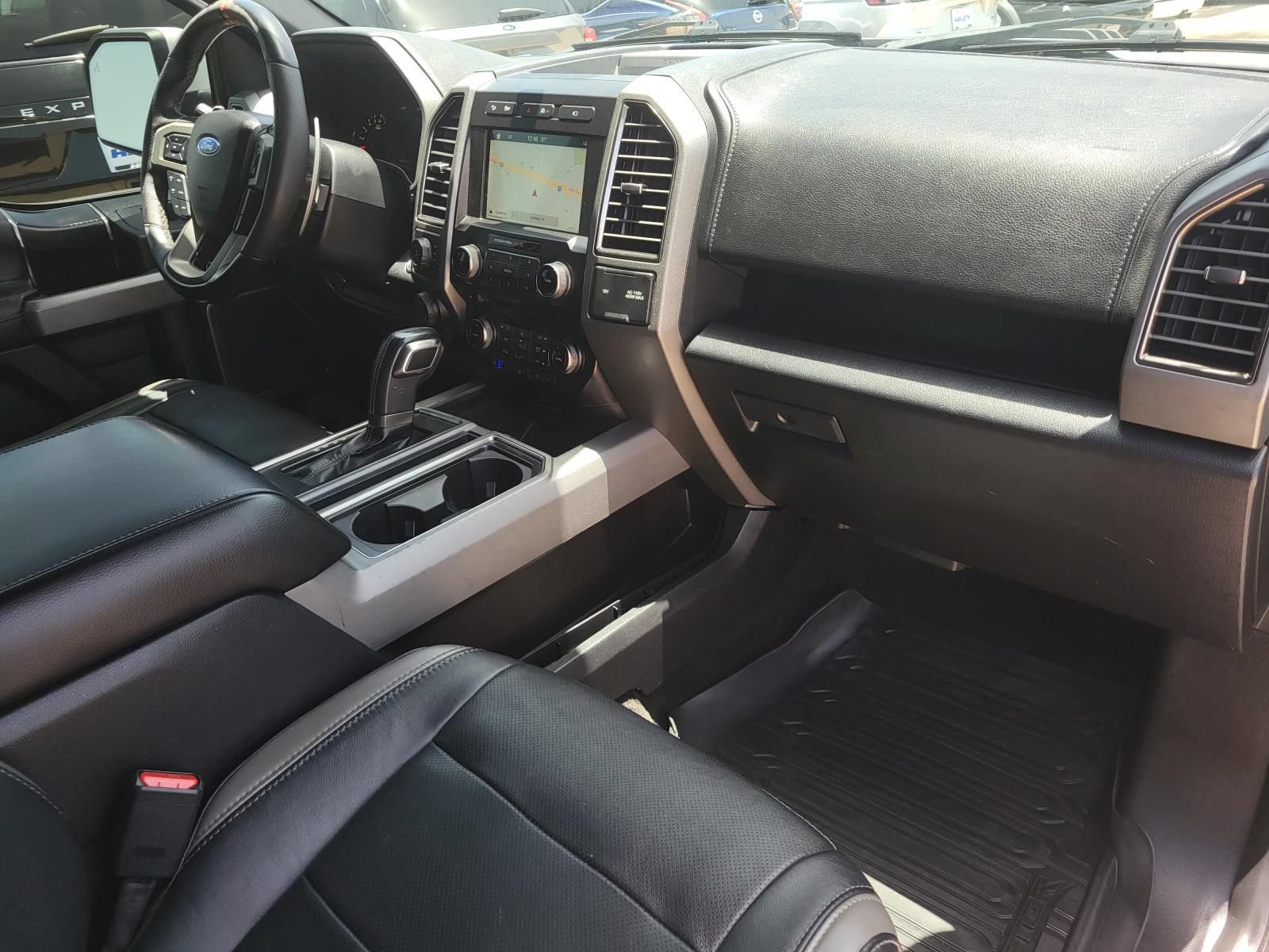 Used 2017 Ford F150 Raptor w/ Equipment Group 802A Luxury AWD/4WD image 5