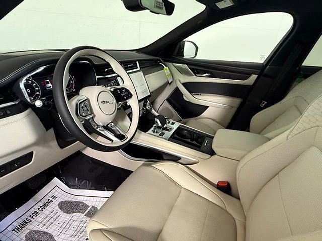 Certified 2026 Jaguar F-PACE R-Dynamic S AWD/4WD image 14