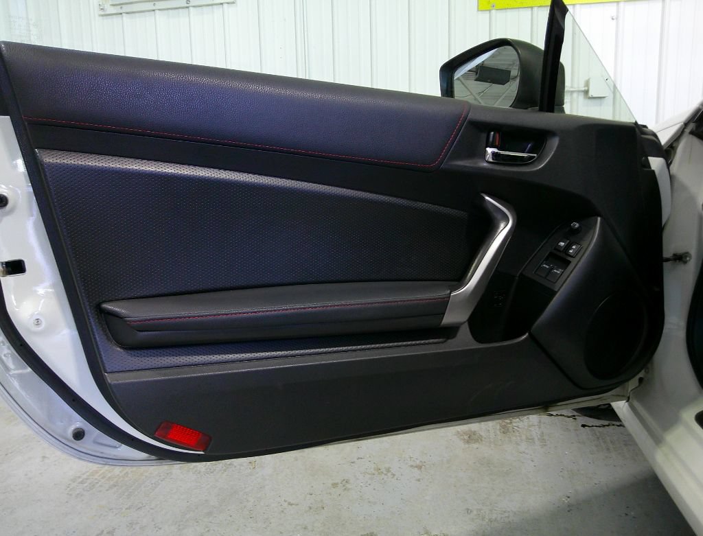 Used 2013 Scion FR-S RWD image 39