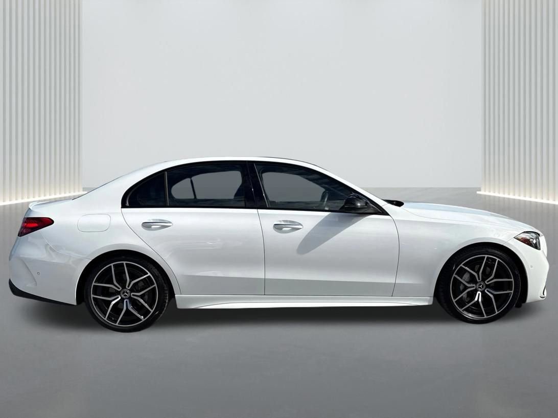 Used 2023 Mercedes-Benz C 300 Sedan image 4