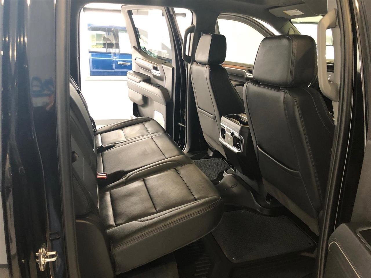 Used 2025 GMC Sierra 1500 Denali image 13