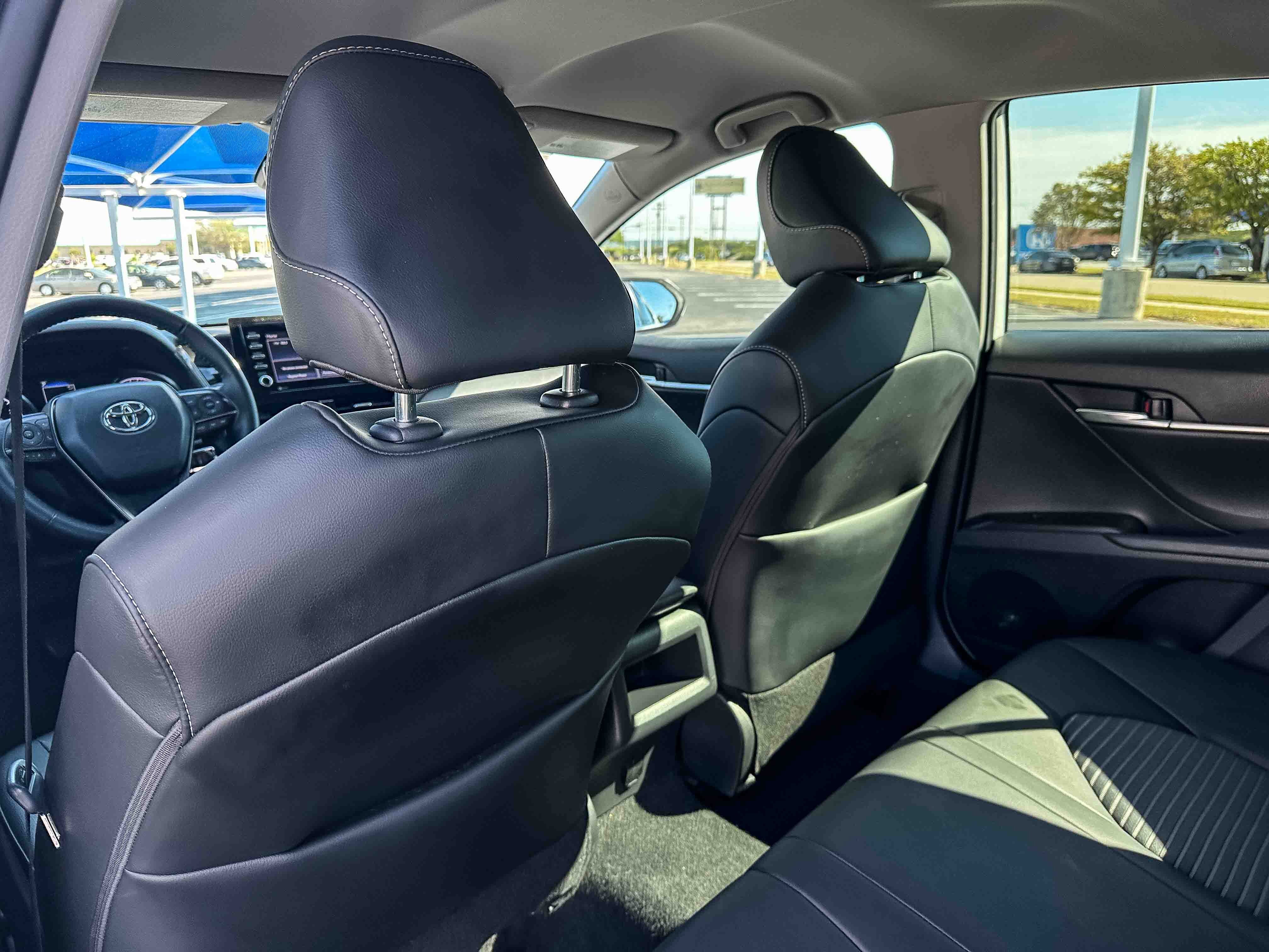 Used 2023 Toyota Camry SE image 17