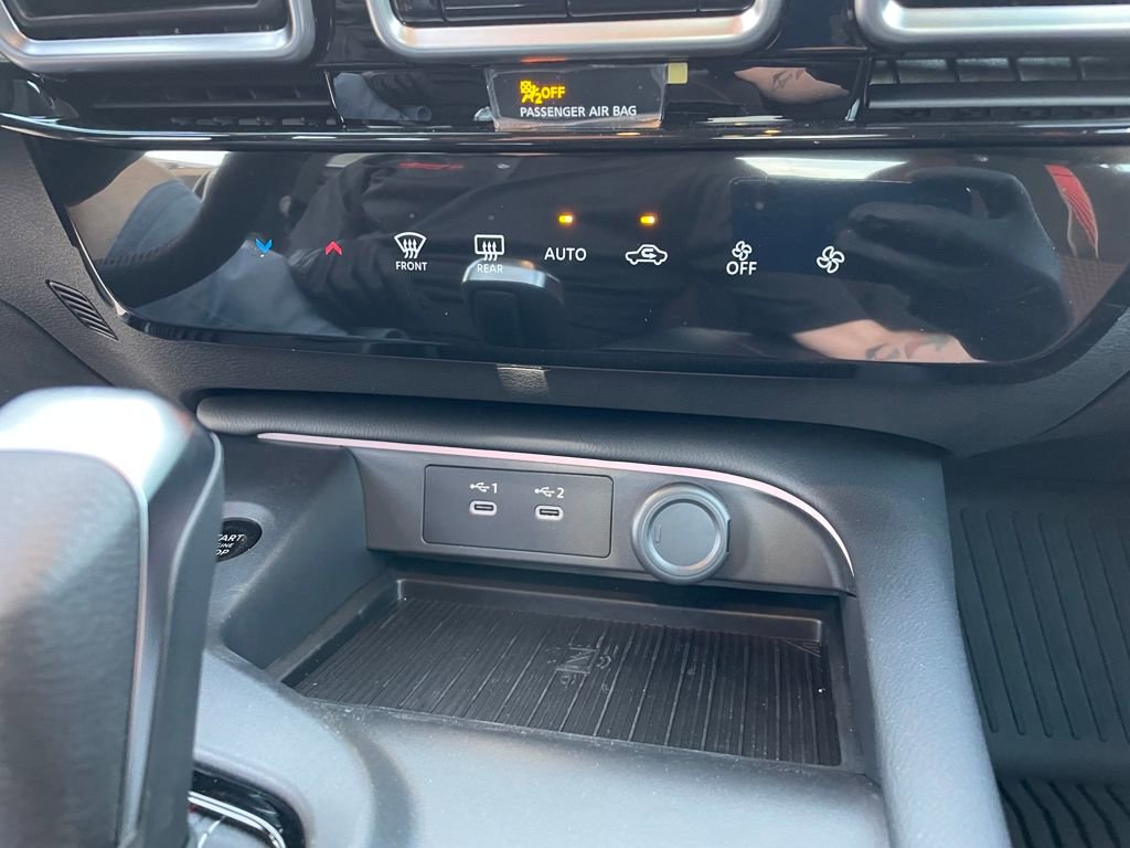 New 2026 Nissan Sentra SR w/ Floor Mat Package FWD image 20
