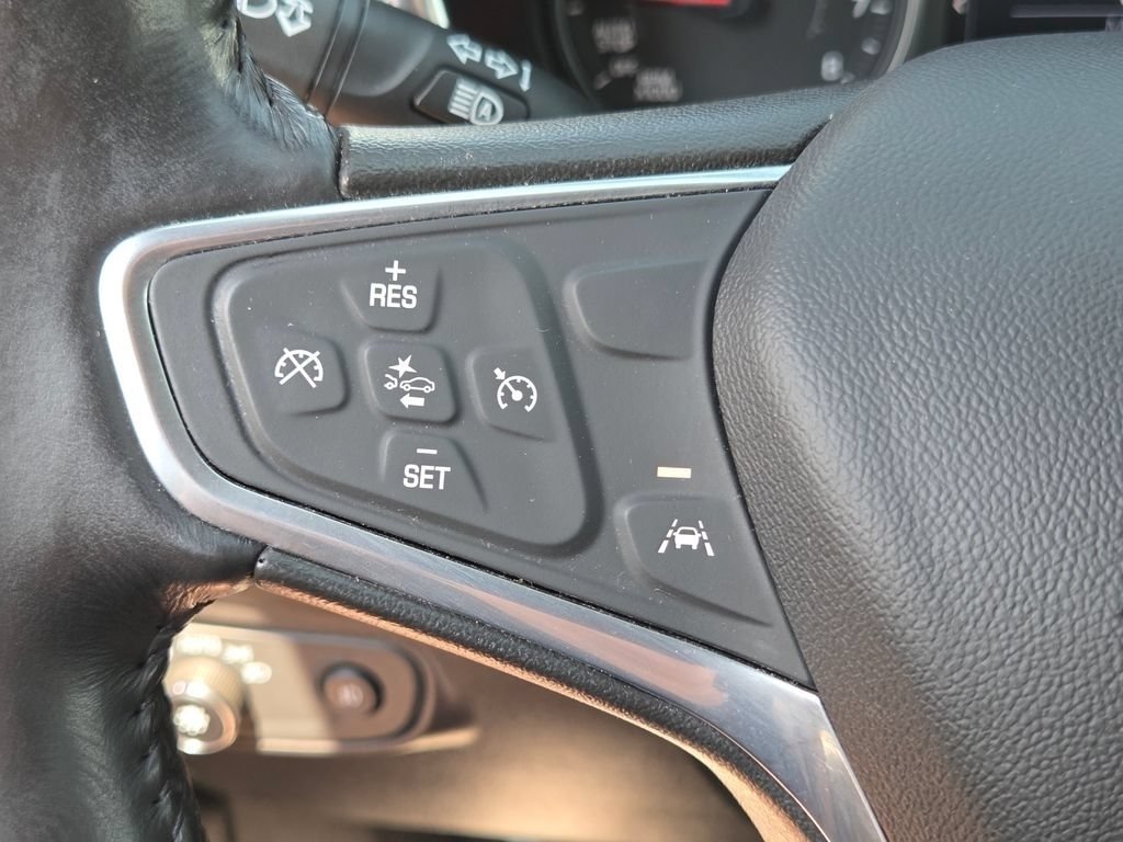 Used 2020 Chevrolet Equinox LT AWD/4WD image 14