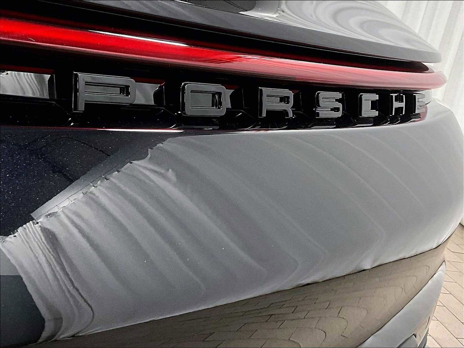 Used 2021 Porsche 911 Carrera S image 33