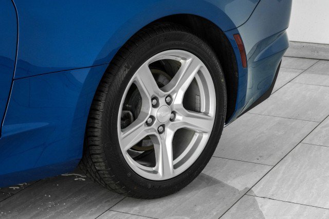 Used 2021 Chevrolet Camaro LT w/ Technology Package RWD image 50