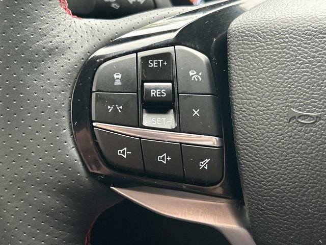 Certified 2025 Ford Explorer ST-Line AWD/4WD image 37