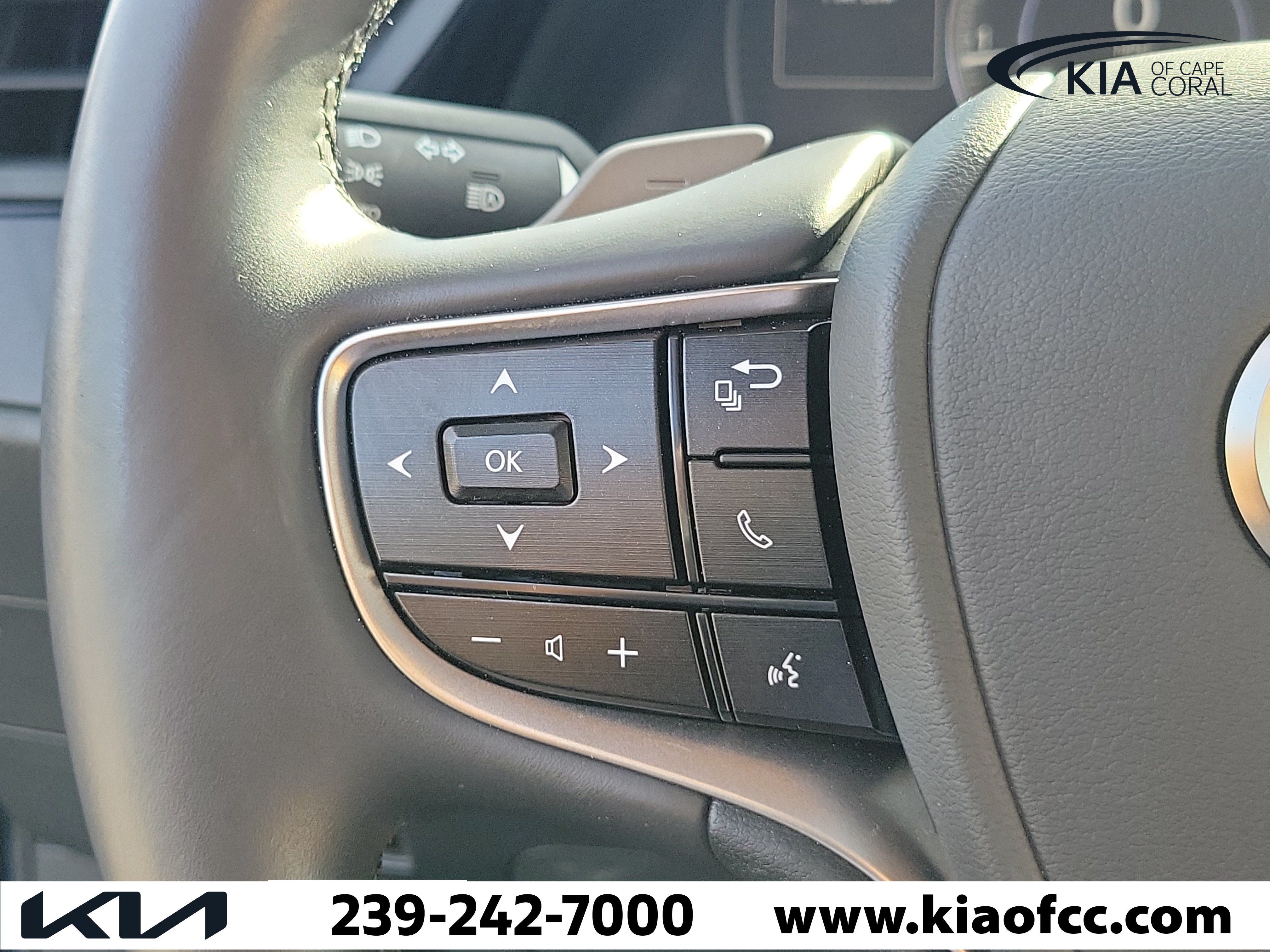 Used 2025 Lexus ES 350 w/ Premium Package FWD image 23