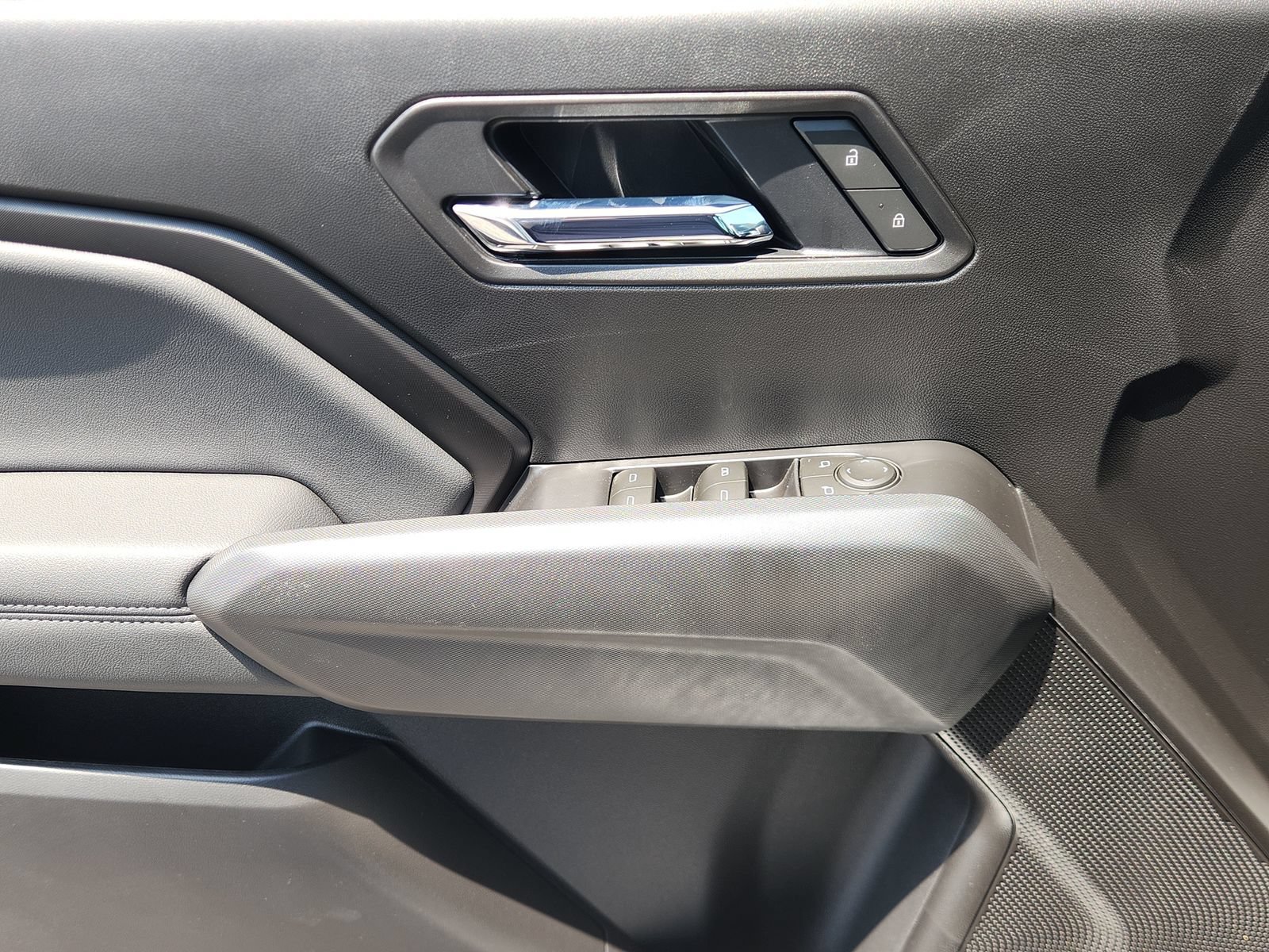New 2026 GMC Canyon Elevation w/ Convenience Package RWD image 27