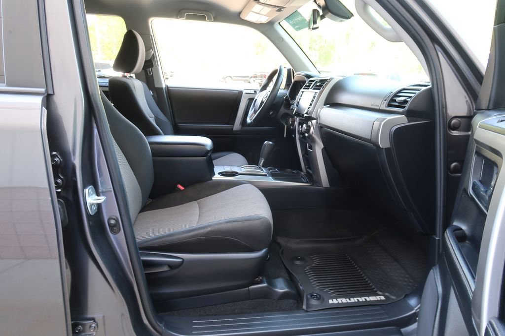 Used 2021 Toyota 4Runner SR5 image 35