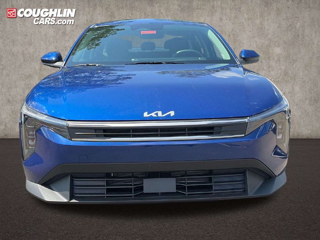 New 2026 Kia K4 FWD image 2
