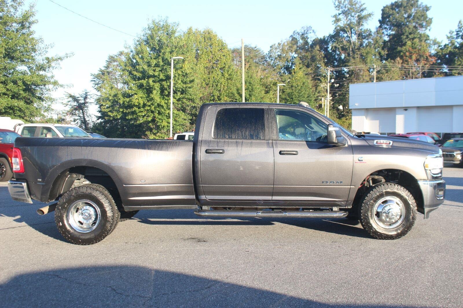 Used 2023 RAM 3500 Big Horn w/ Level 1 Equipment Group AWD/4WD image 8