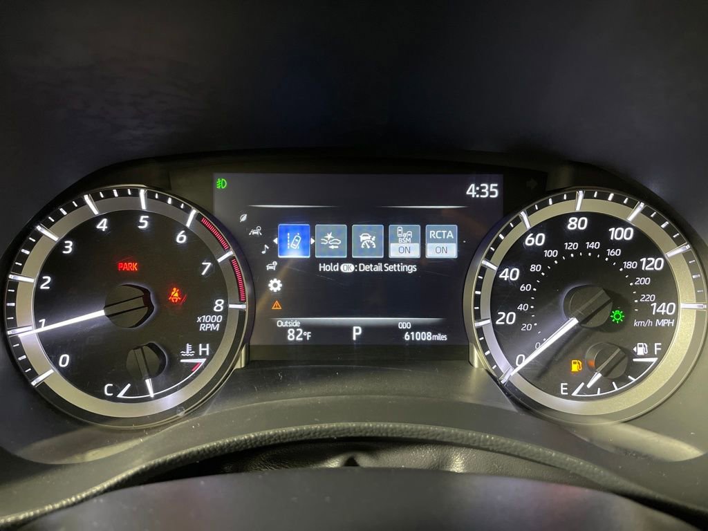 Used 2023 Toyota Highlander XLE image 17