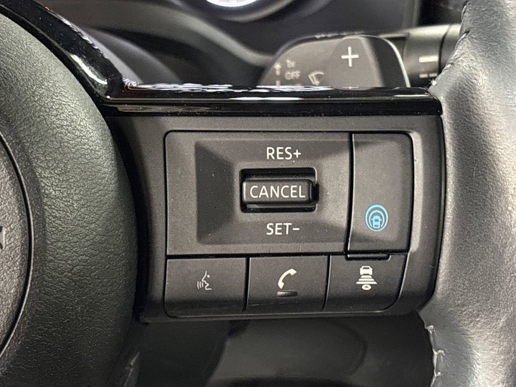 Used 2023 Nissan Rogue SL w/ SL Premium Package image 25