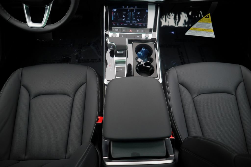 New 2025 Audi Q8 Premium Plus image 17