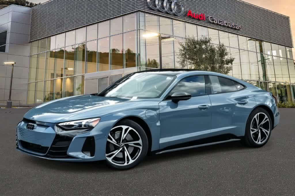 Used 2023 Audi e-tron GT Prestige AWD/4WD image 1