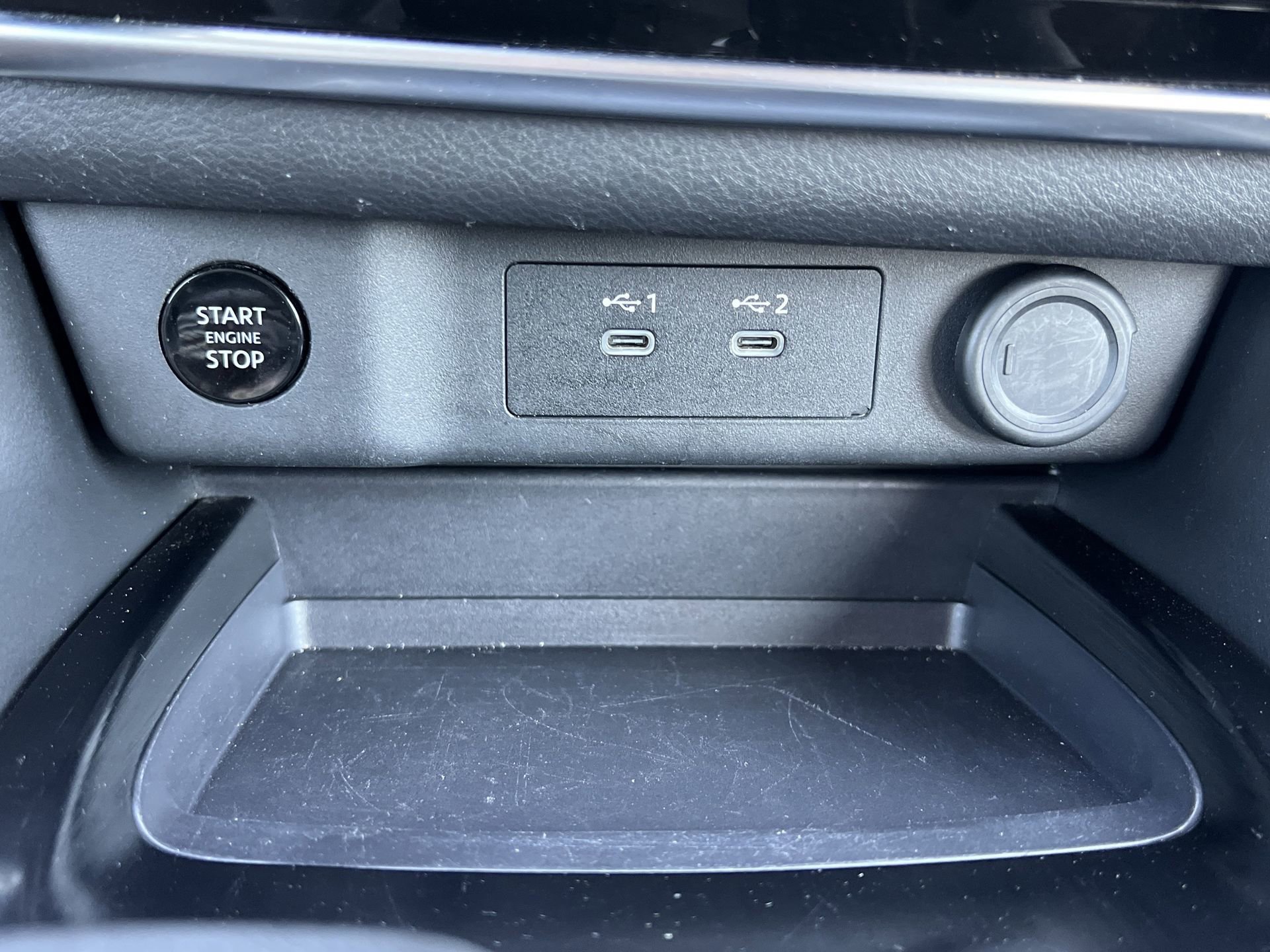 Used 2024 Nissan Rogue S image 6