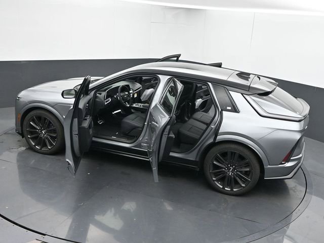 New 2026 Cadillac Lyriq V image 54