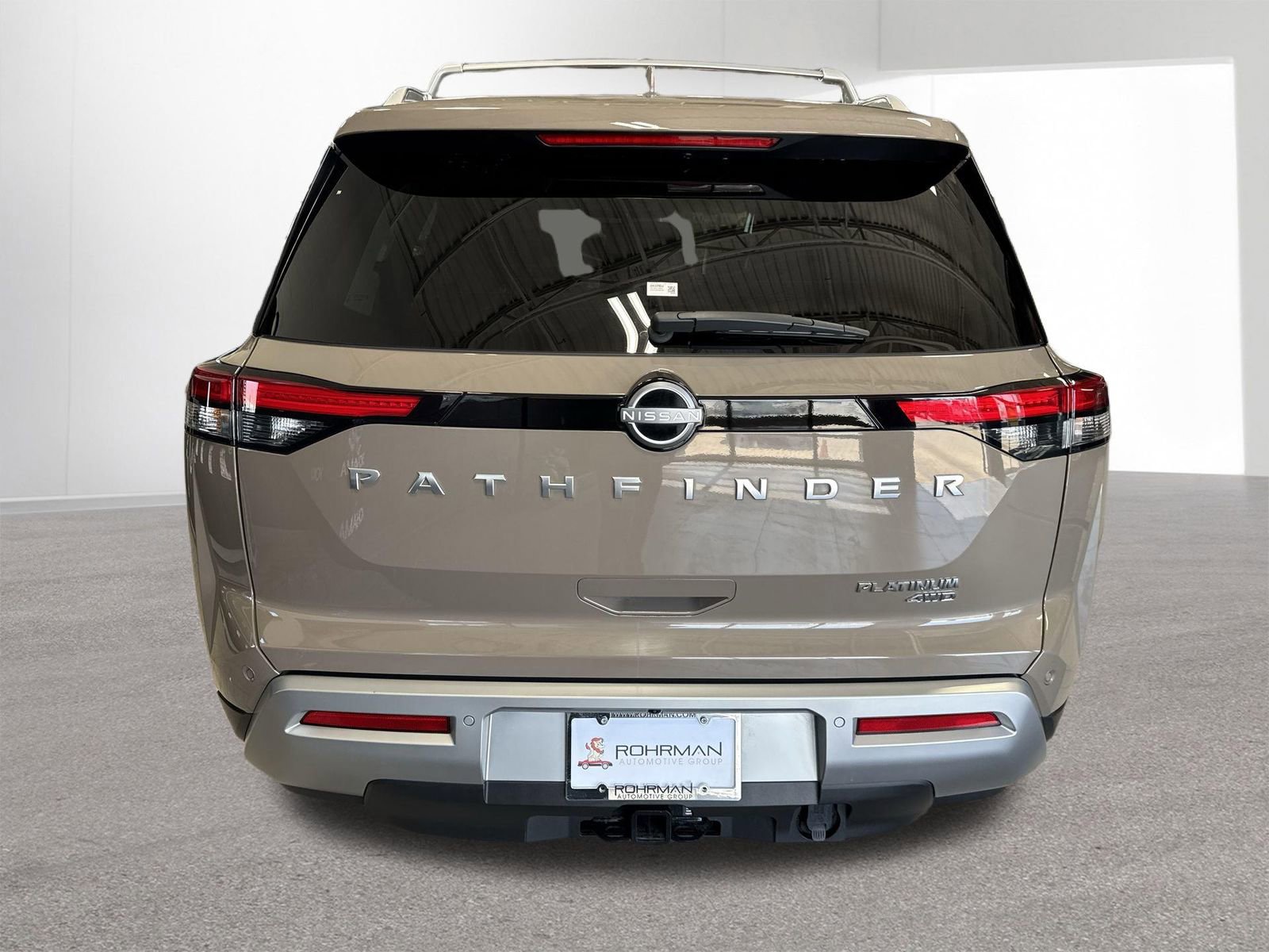 Certified 2024 Nissan Pathfinder Platinum AWD/4WD image 40