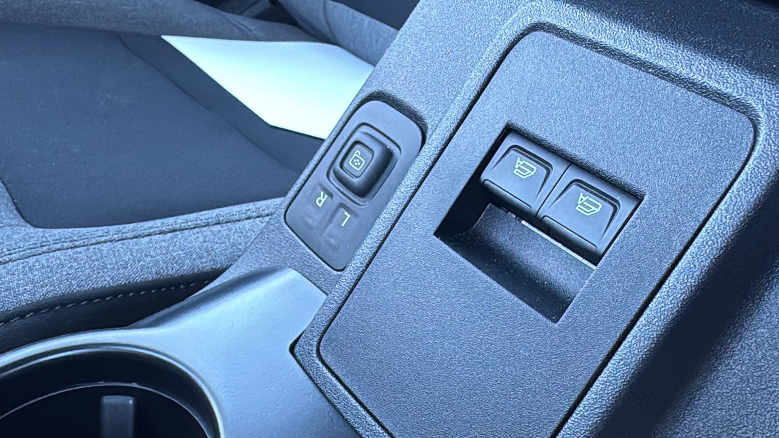 New 2026 Ford Bronco 2-Door w/ Sasquatch Package image 32