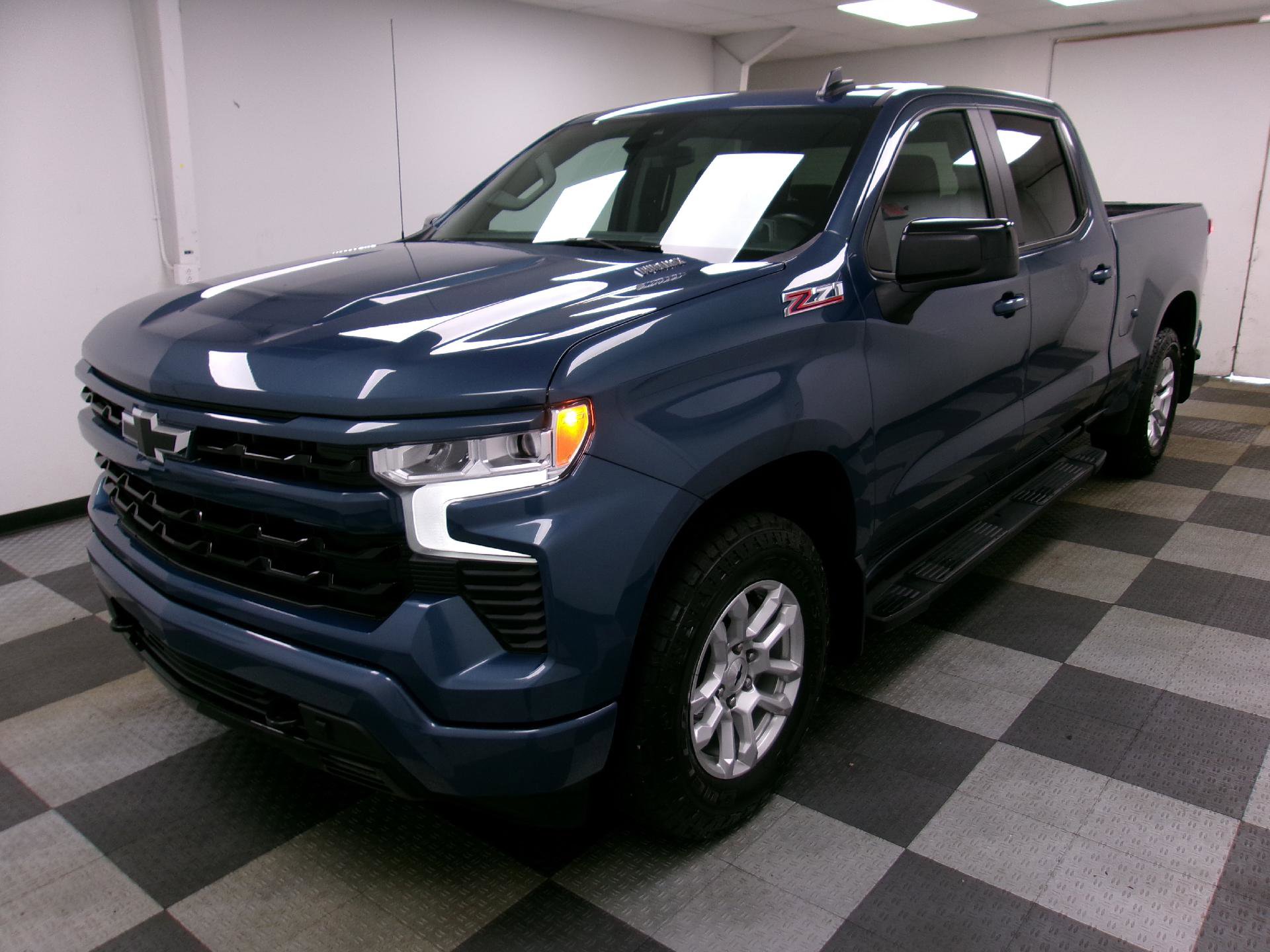 Used 2024 Chevrolet Silverado 1500 RST w/ Z71 Off-Road Package